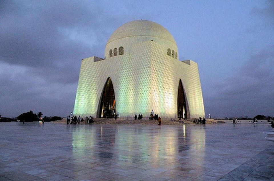 Best Places to Visit in Karachi | The City of Lights Which Never Sleeps