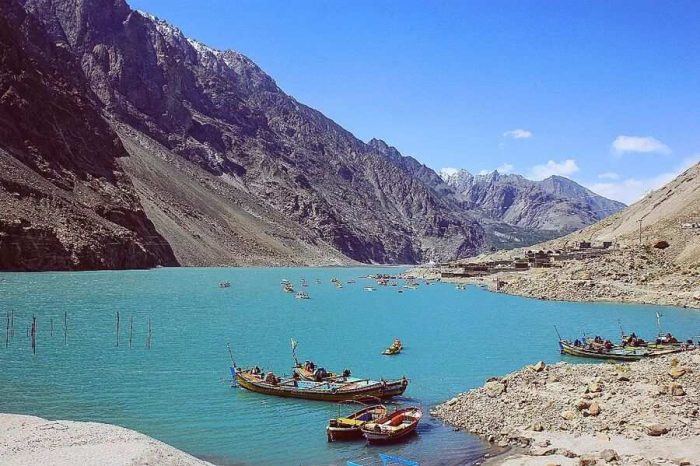 04 Days By Air Tour to Hunza Attabad Lake & Khunjrab Pass